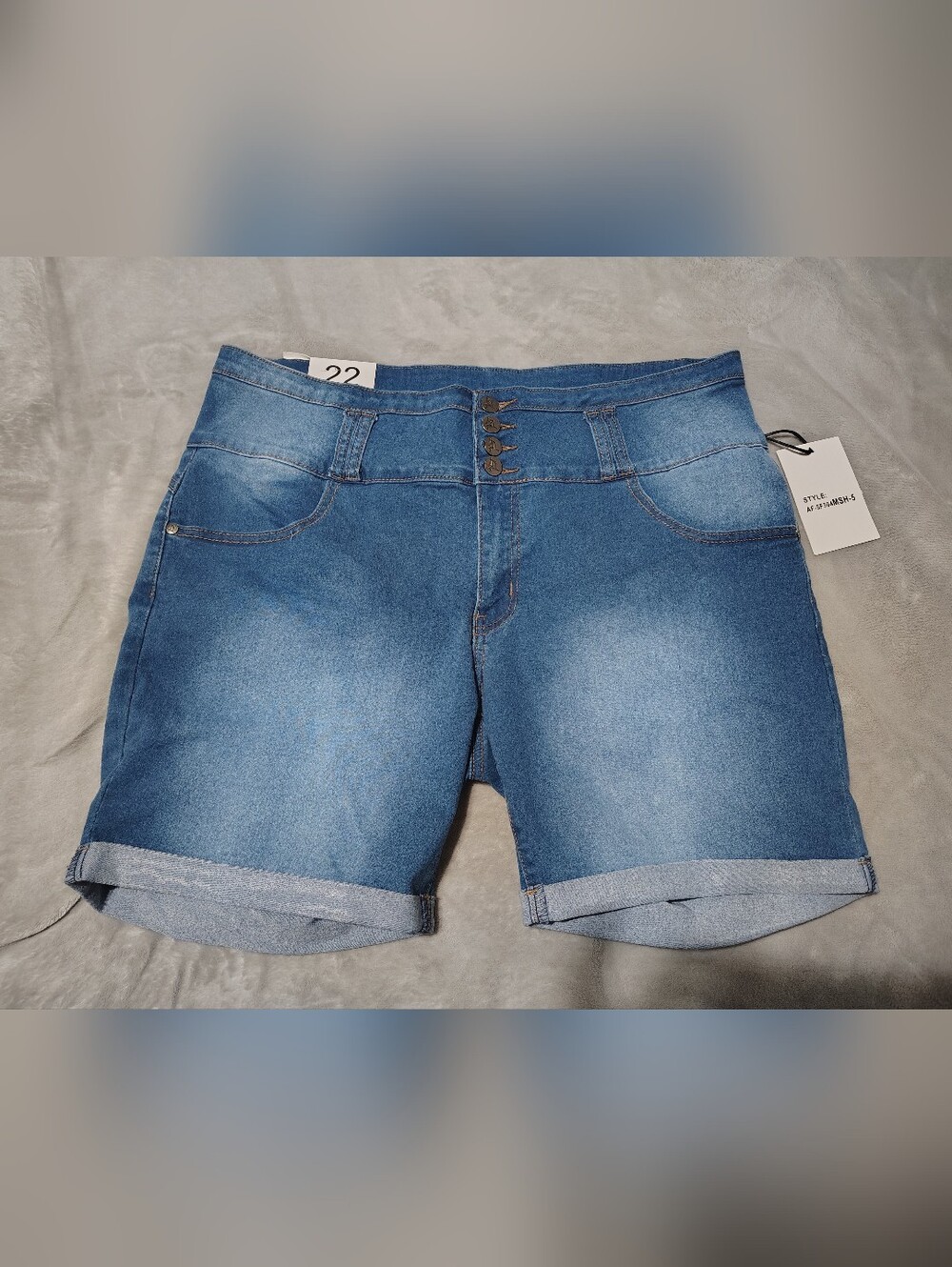Women's Dark With Fade Jean Shorts Size 22